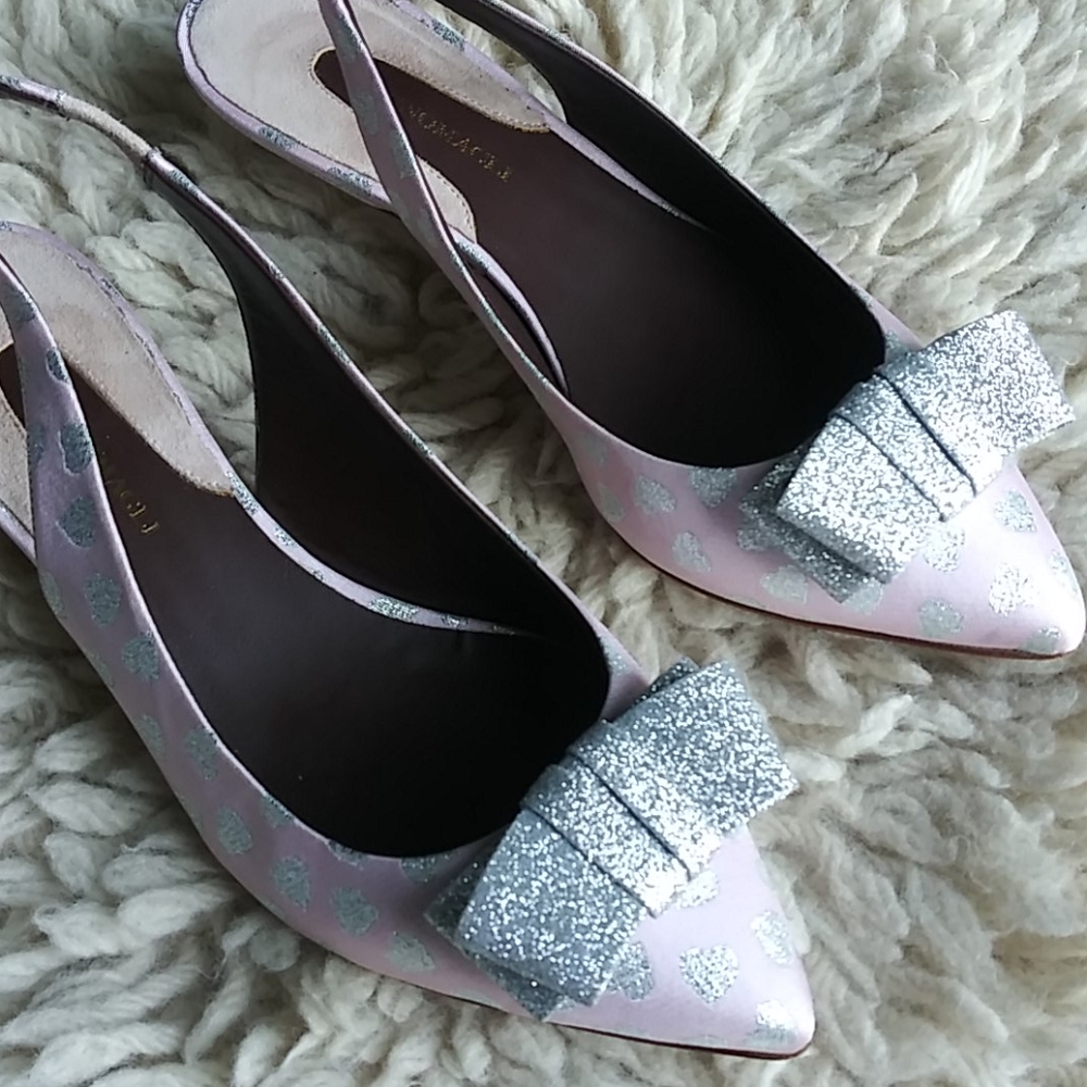 Bruno Magli very cute slingback low  heels